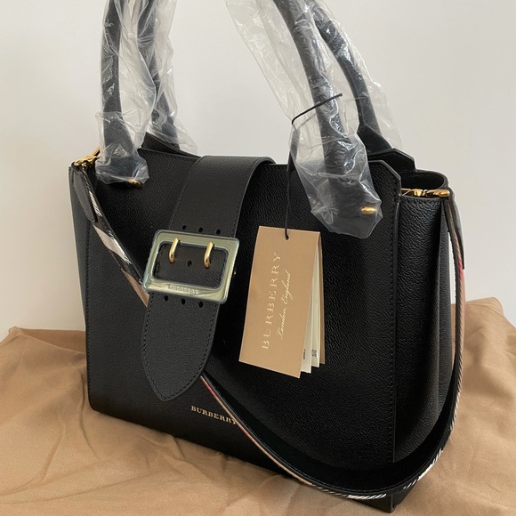 BURBERRY Grain Calfskin Medium Buckle Tote Black - Picture 7 of 14